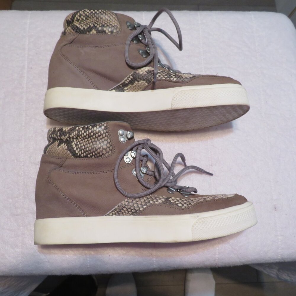 Dolce Vita Weber Snakeskin Trimmed Leather Platform Smoke Nubuck